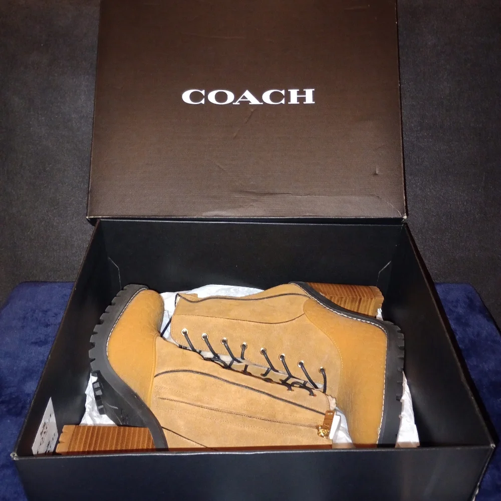 NWB Coach Haven Suede Boots Raw Umber Size 8.5B - Picture 4 of 13